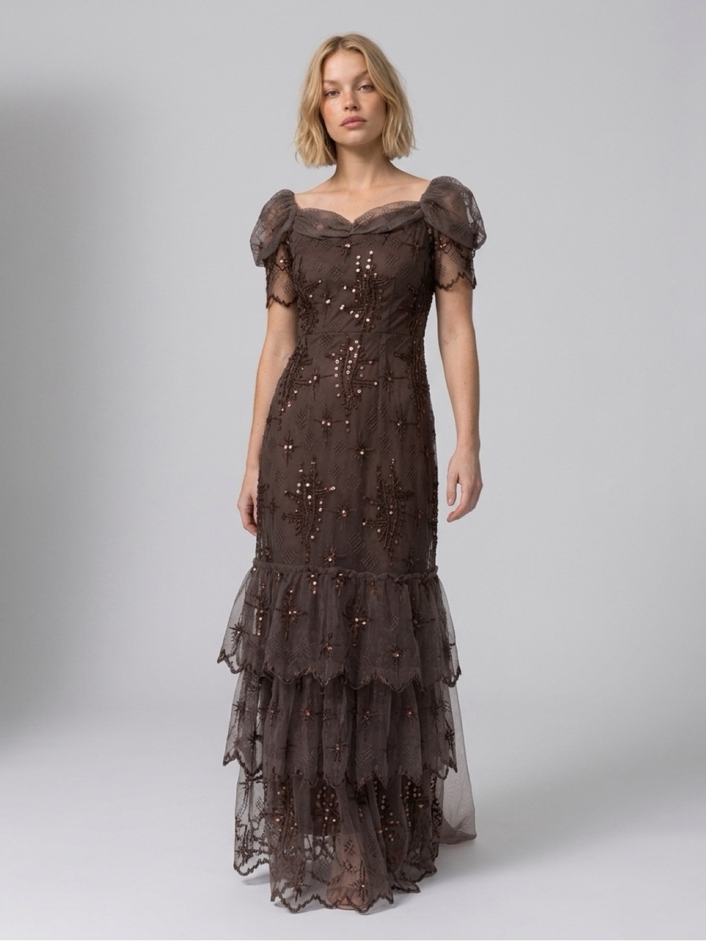 Elegant Chocolate Brown Lace Tiered Maxi Dress with Puff Sleeves